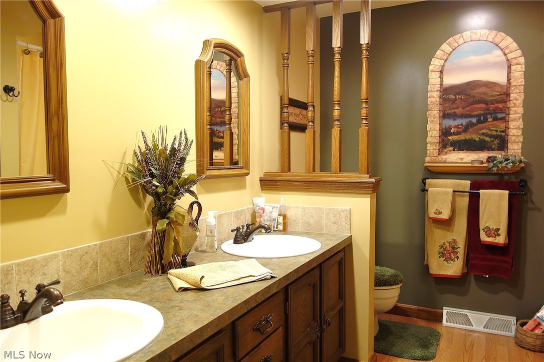 Heatherwood Knolls - Residential