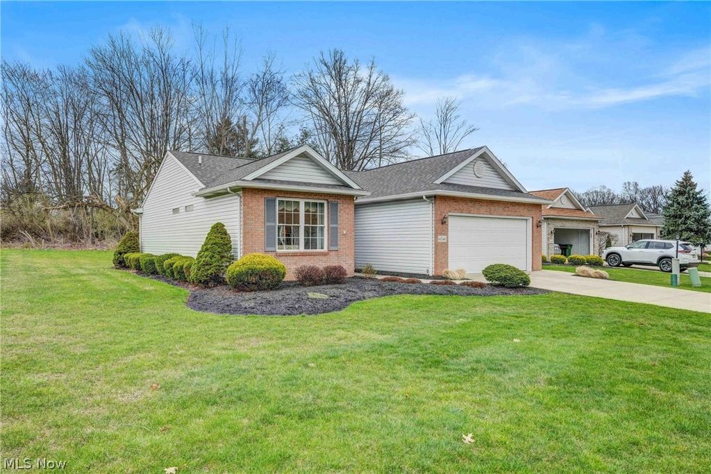 Photo of 6041 Creekside Drive, Parma Heights, OH 44130 (MLS # 5195645)