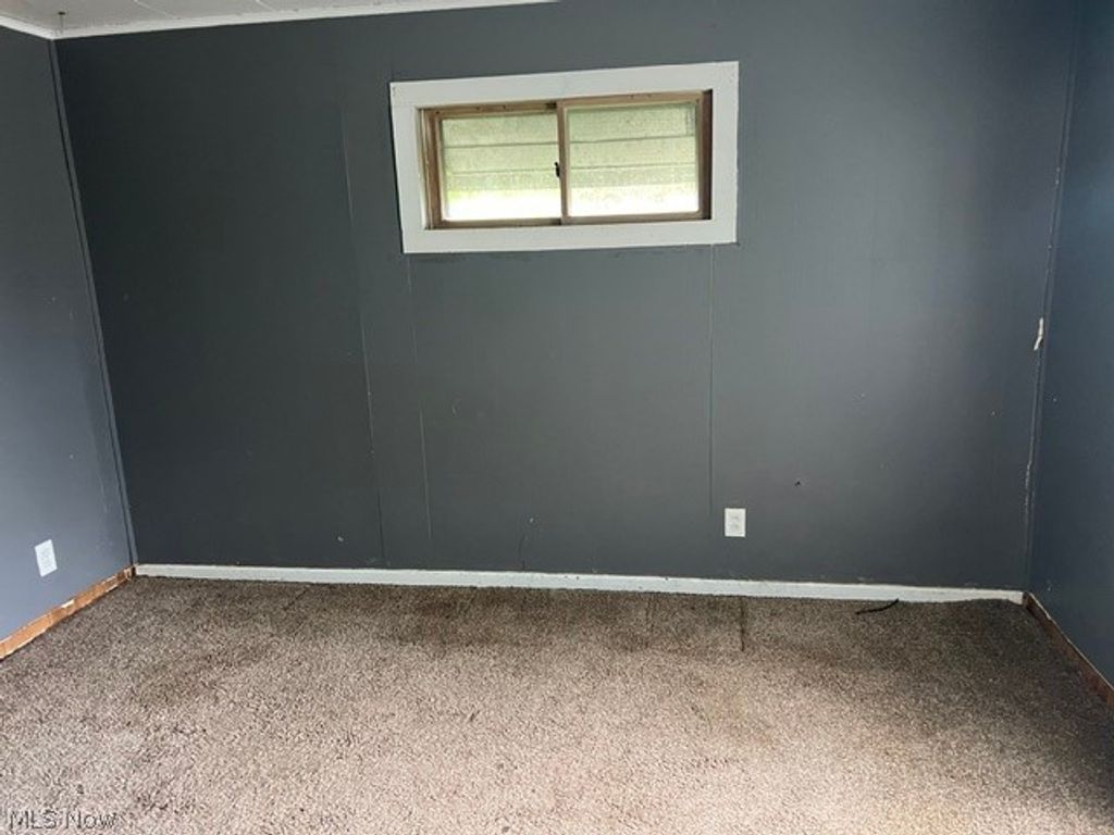 Photo of 2503 E 29th Street, Lorain, OH 44055 (MLS # 5208665)