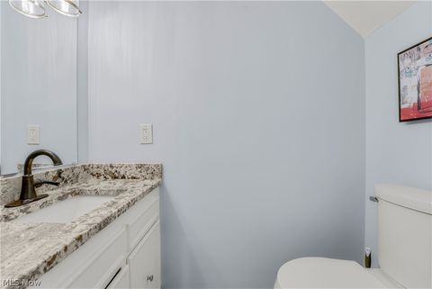 Tiny photo for 798 Pipes Court #1605, Northfield, OH 44067 (MLS # 5188115)