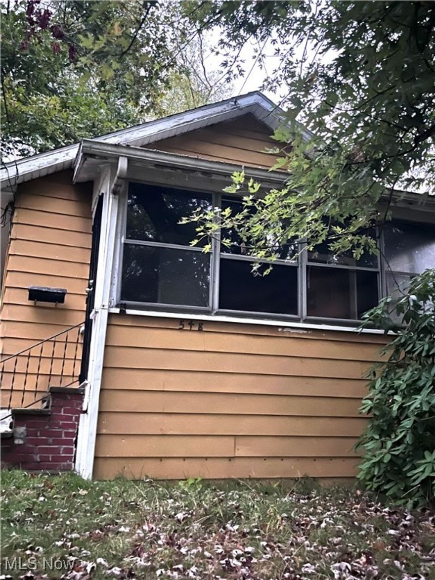 Discover this cozy one-bedroom single-family home in Akron, offering comfort and privacy at an affordable price. The home features a bright living area, a functional kitchen, and a comfortable bedroom with plenty of natural light. Enjoy the convenience of a private yard and off-street parking.
Perfect for individuals or couples, this home provides a quiet retreat while still being close to shopping, dining, and major highways for an easy commute.