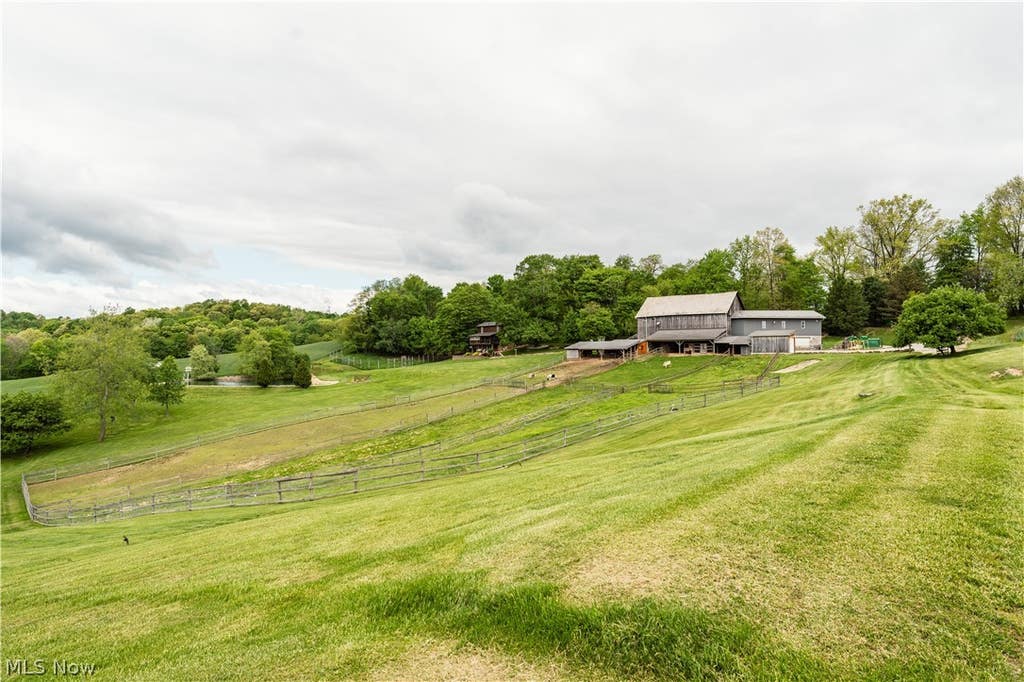 Photo of 28957 TR 240, Fresno, OH 43824 (MLS # 5220169)