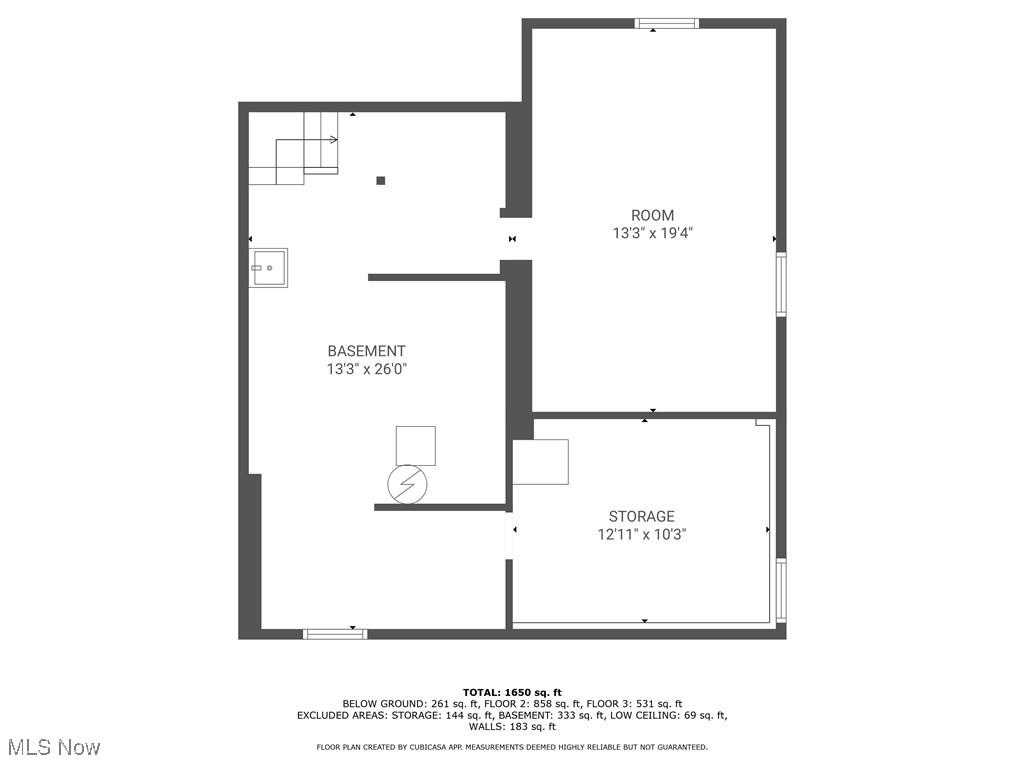 Main image without alt text