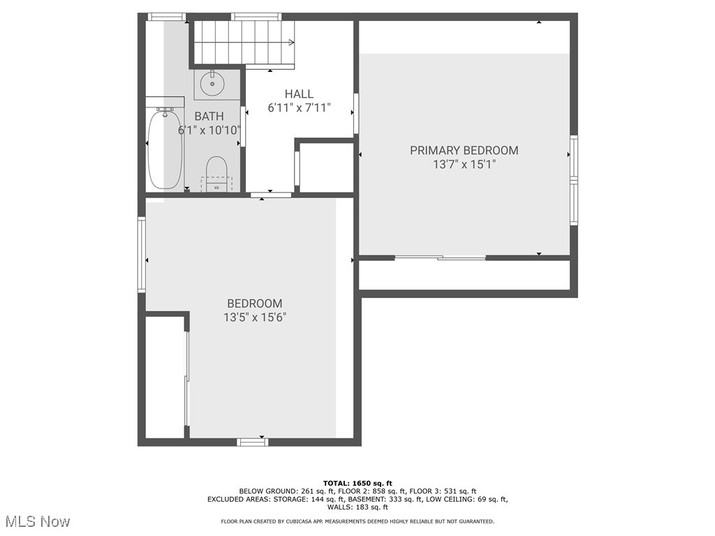 Main image without alt text