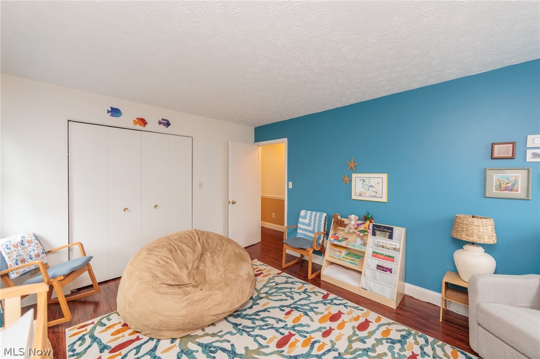 Wood Acres - Residential