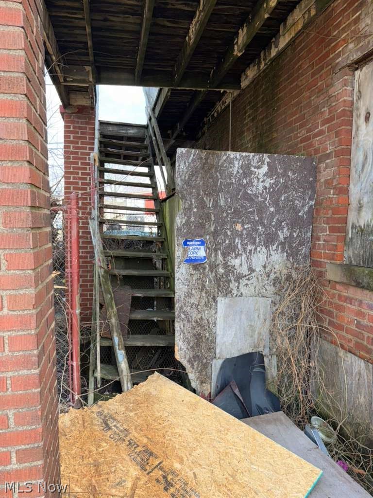 Stanley Heights - Commercial Sale