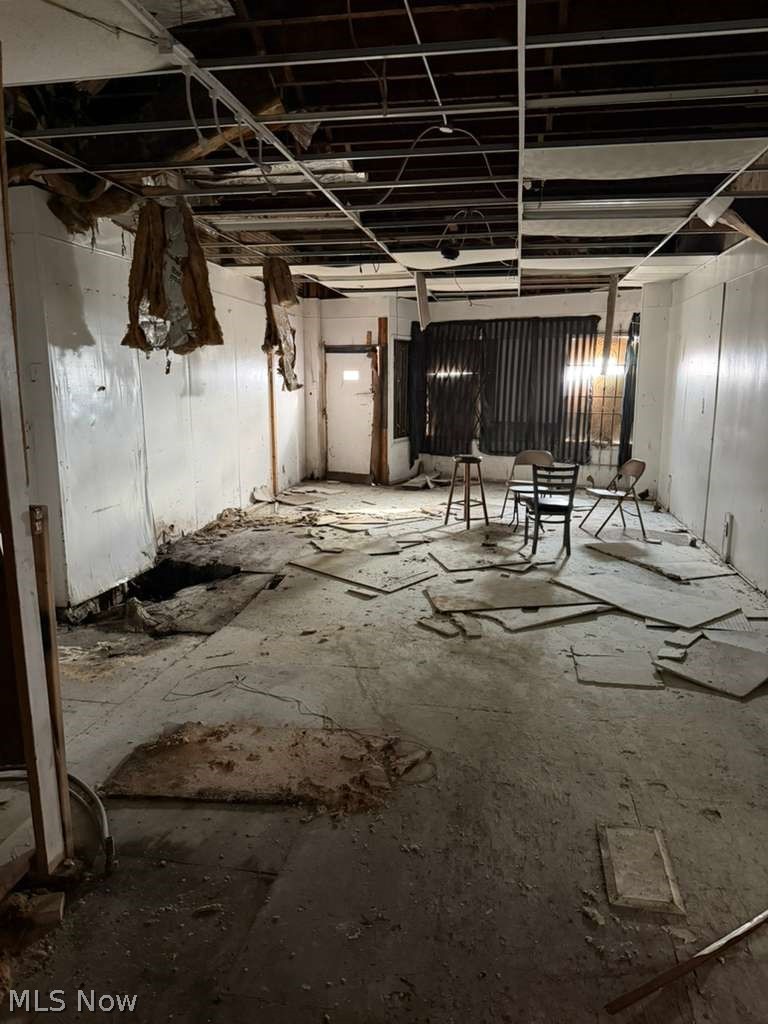 Stanley Heights - Commercial Sale