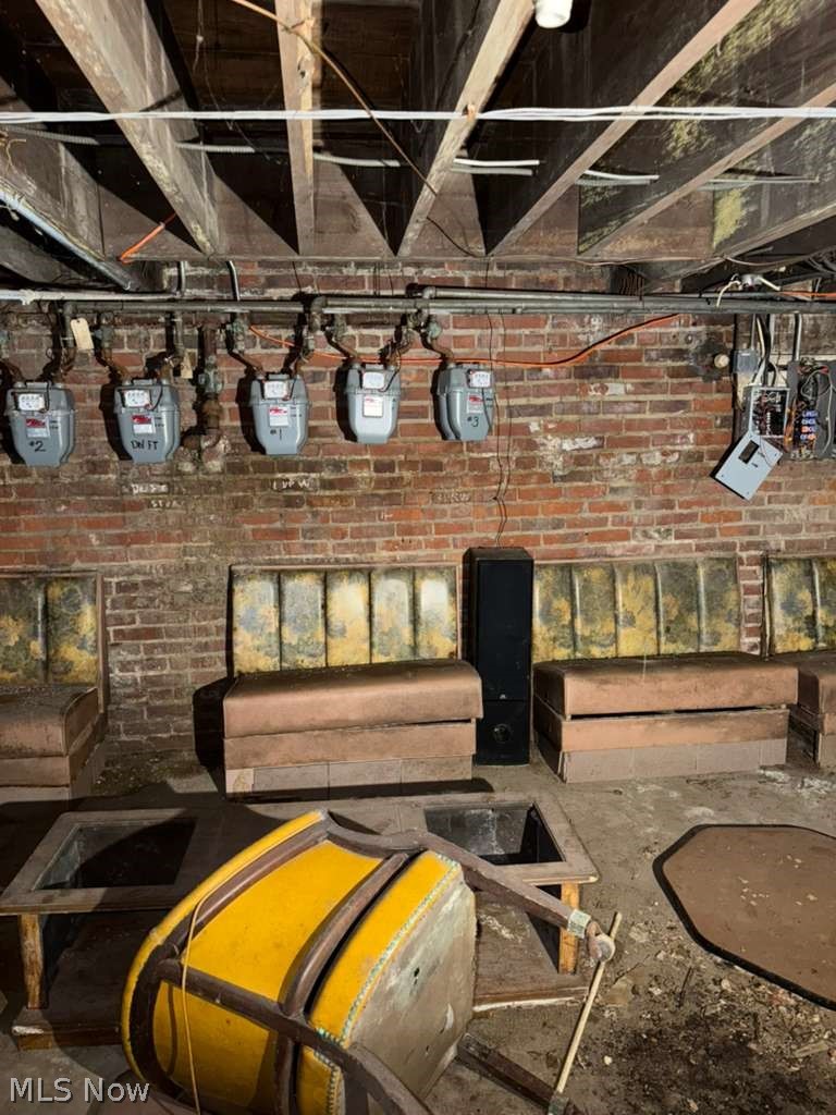 Stanley Heights - Commercial Sale