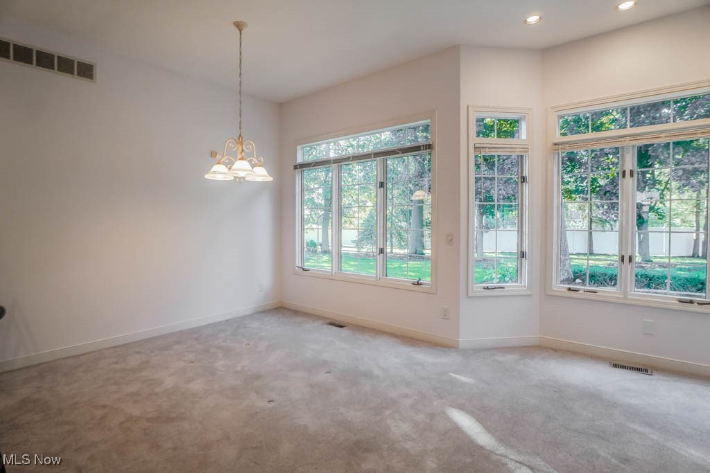 Bob-O-Link - Residential