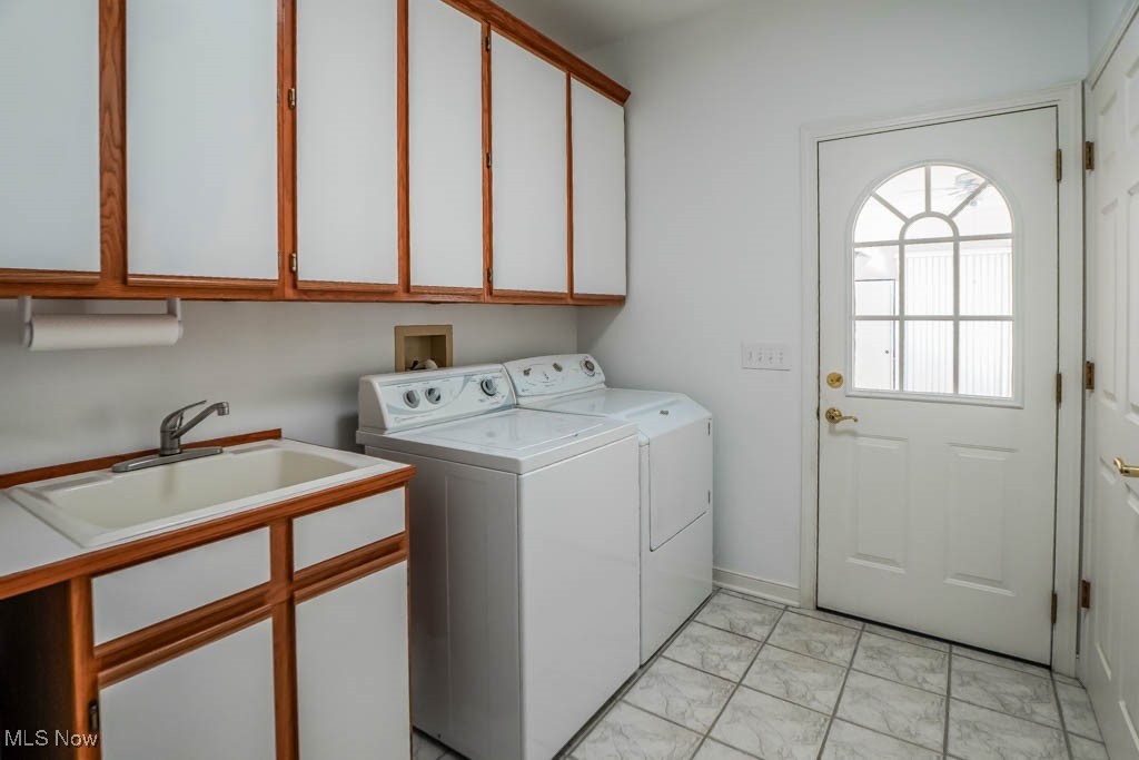 Bob-O-Link - Residential