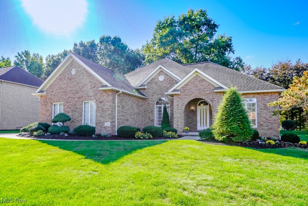 Bob-O-Link - Residential