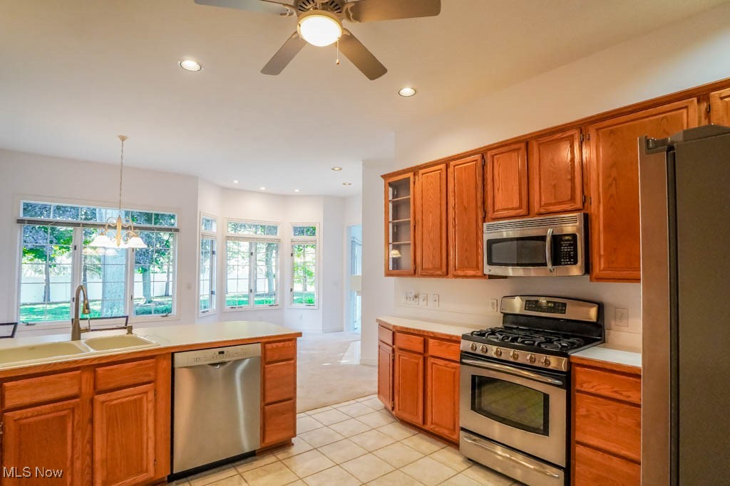 Bob-O-Link - Residential
