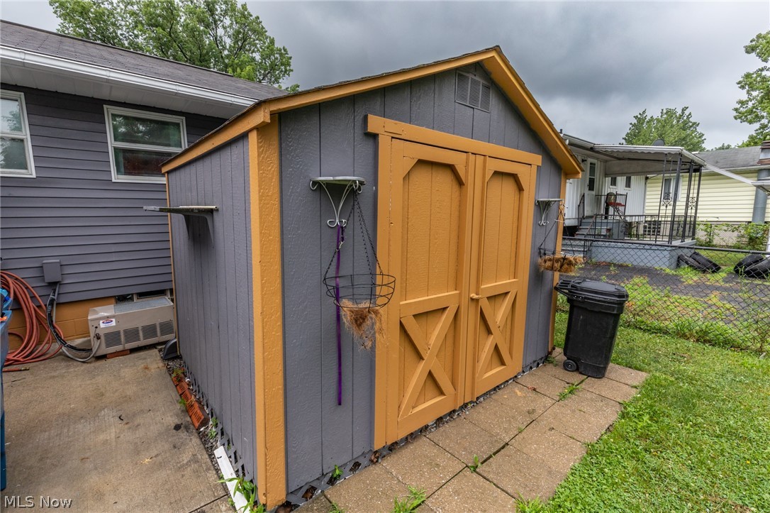 Pole & Reeves City Acres Add - Residential