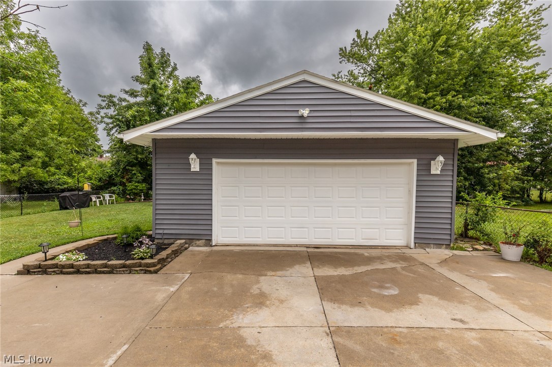 Pole & Reeves City Acres Add - Residential