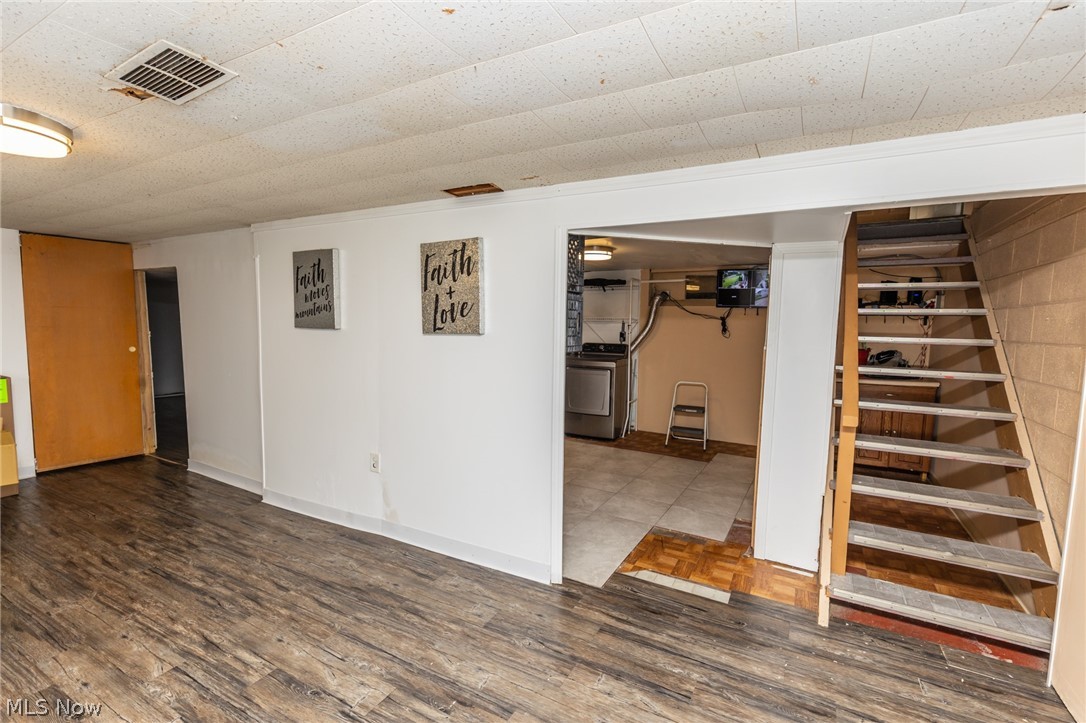 Pole & Reeves City Acres Add - Residential