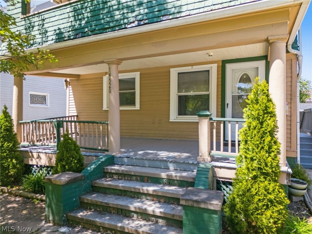 Photo of 14520 Bayes Avenue, Lakewood, OH 44107 (MLS # 5211232)