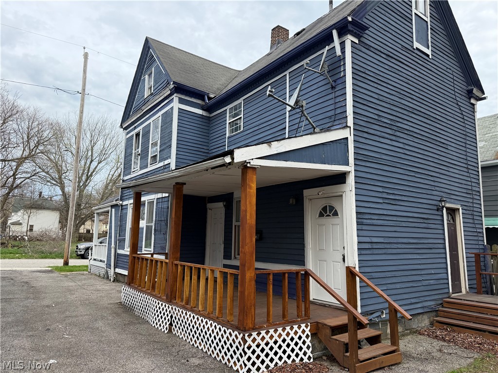 M & M Halles - Residential Income