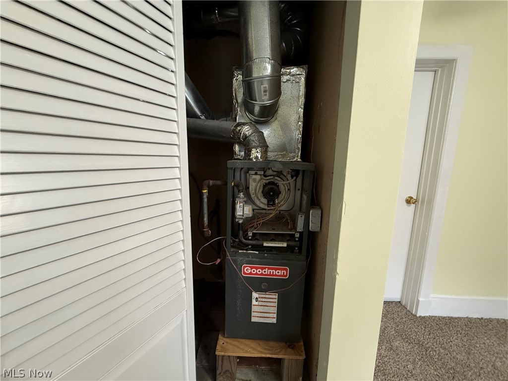 M & M Halles - Residential Income