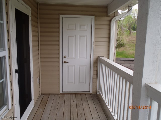 Lenox Crk Condo - Residential