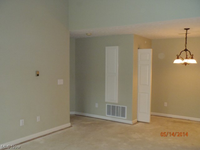 Lenox Crk Condo - Residential