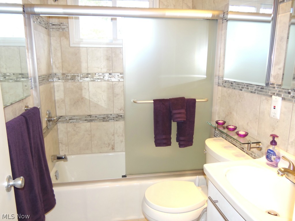 Echo Lake Glens - Residential