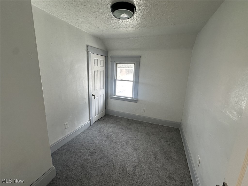 East Cleveland, Ohio 44112, United States, 3 Bedrooms Bedrooms, ,1 BathroomBathrooms,Residential,Pending,99835