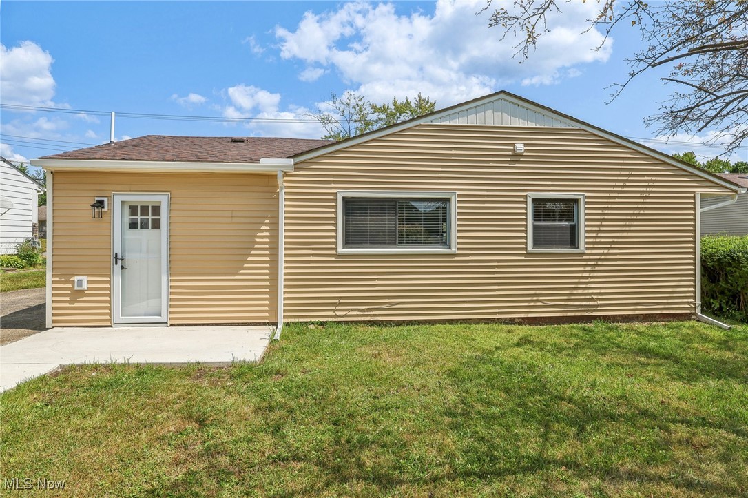 38 Rutledge Drive, Youngstown, Ohio image 18