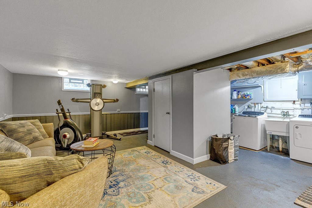 Richmond Manor Sub/E A Markhams - Residential