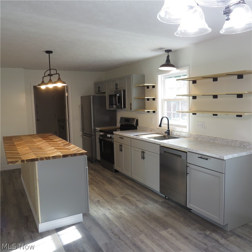 Atwater Estate - Residential