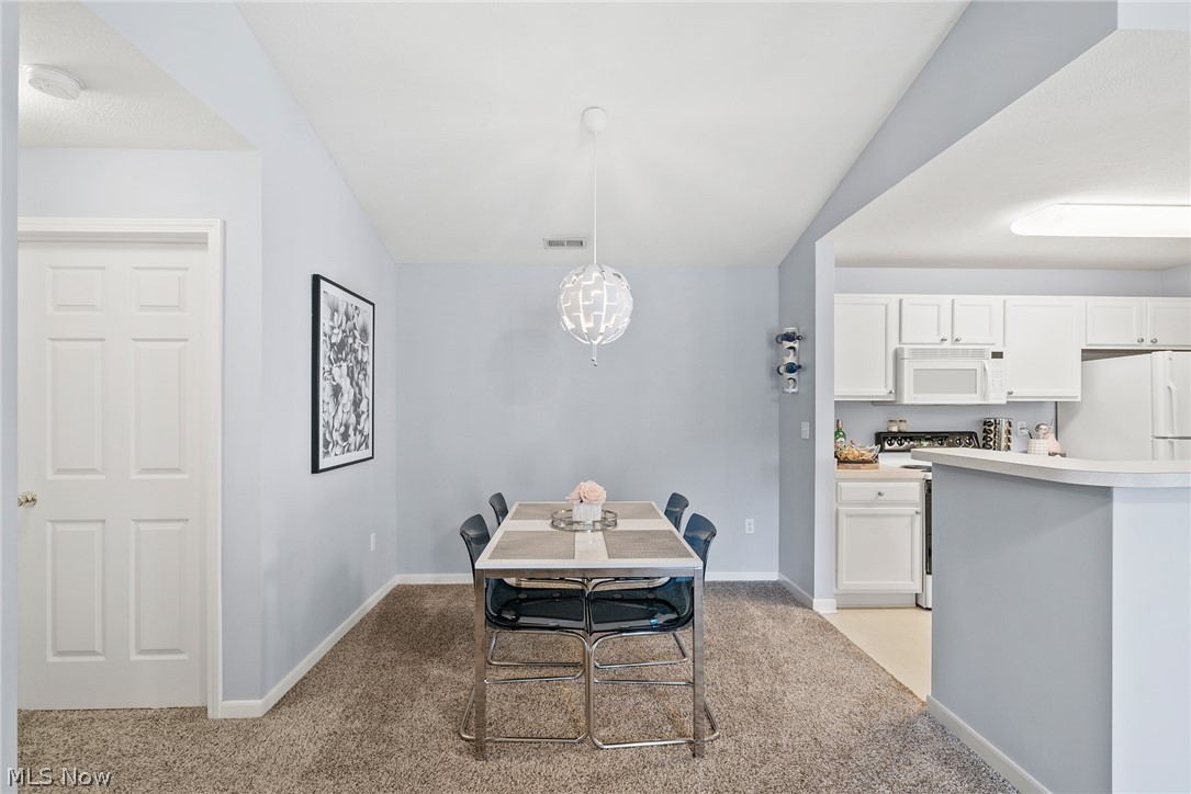 Lenox Village Condo Ph 02 - Residential