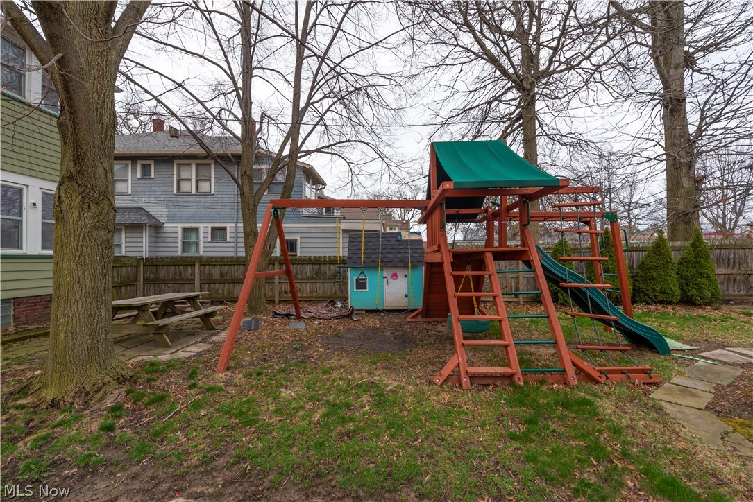 Charles E J Lang - Residential
