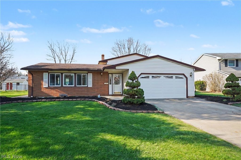 Photo of 6360 Ramblewood Drive, Mentor, OH 44060 (MLS # 5196571)