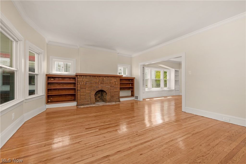 Photo of 11918 Griffing Avenue, Cleveland, OH 44120 (MLS # 5208664)