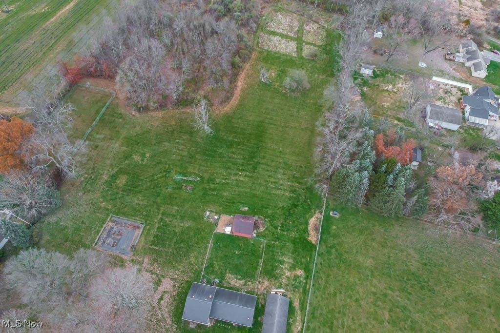 Photo of 3915 Orchardview Drive SE, East Canton, OH 44730 (MLS # 5178602)