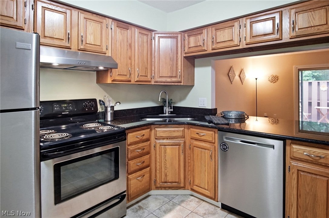 2953 Heatherwood Court