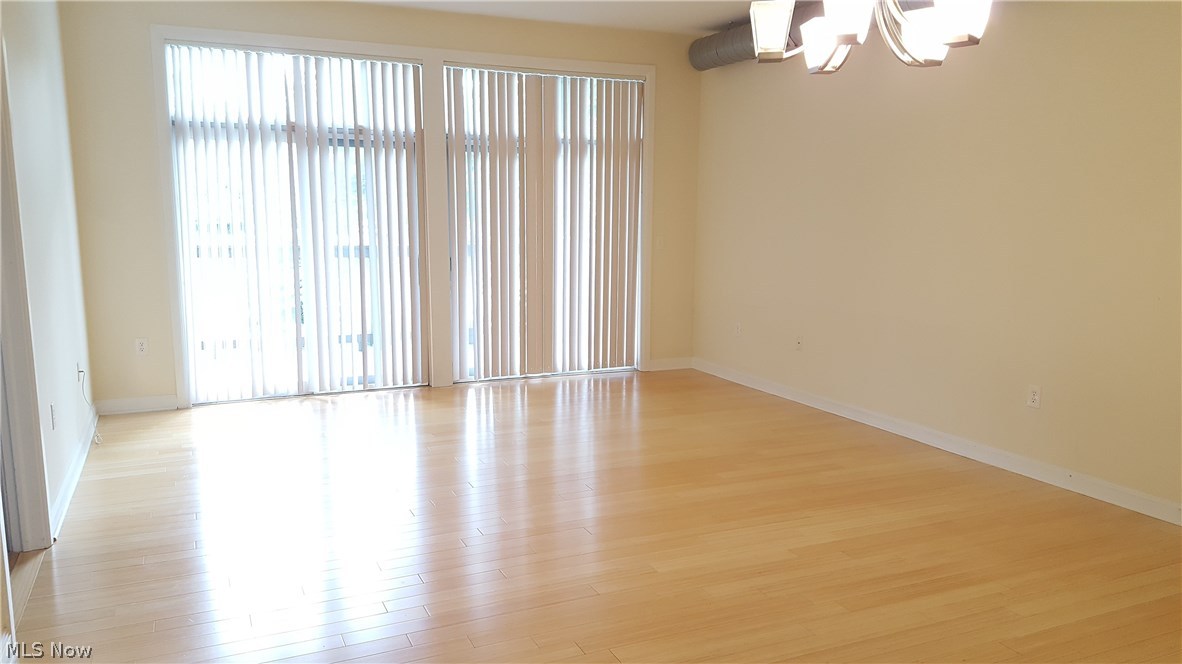 Loft - Residential Lease