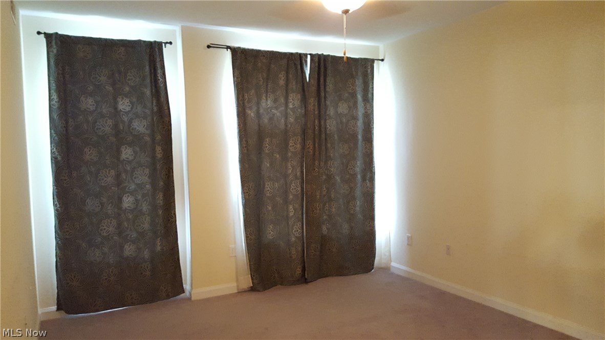 Loft - Residential Lease