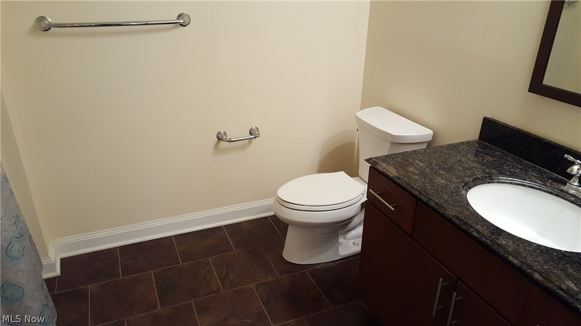 Loft - Residential Lease