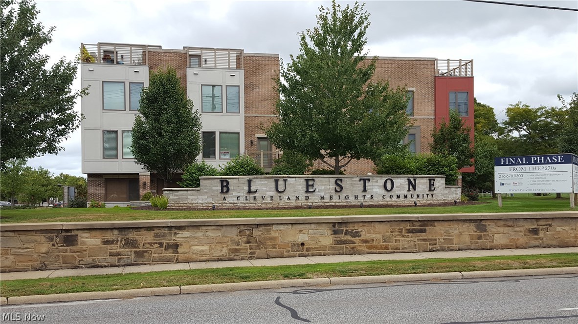 Loft - Residential Lease