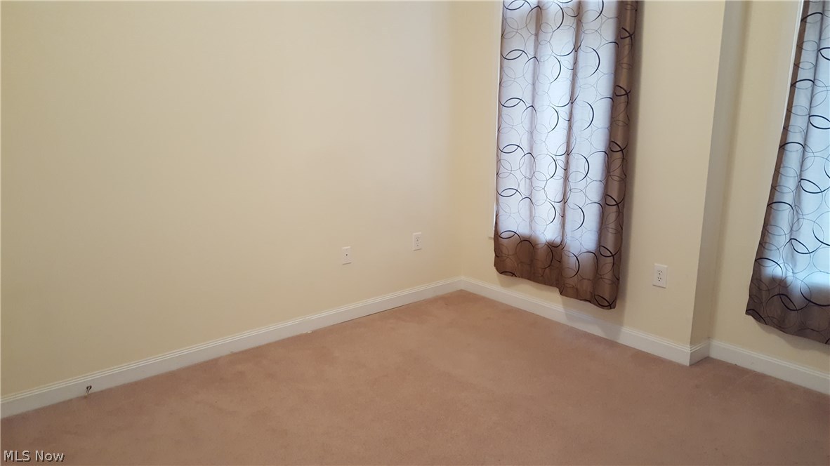 Loft - Residential Lease