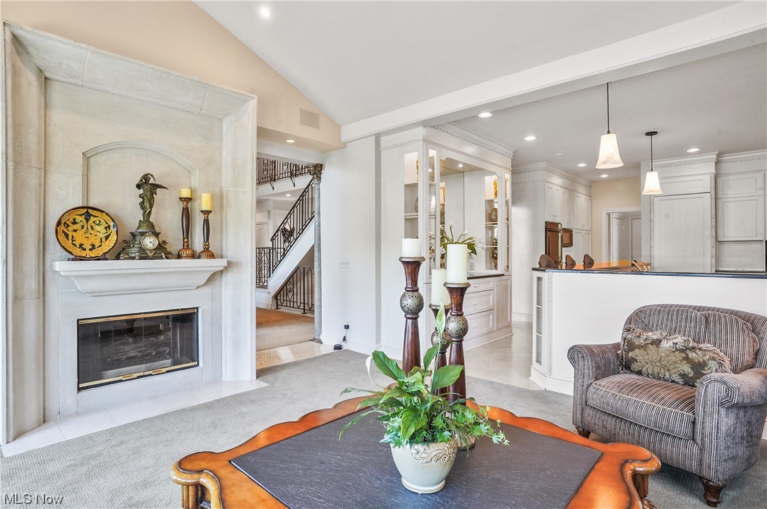 Village Crystal Lakes Condo - Residential