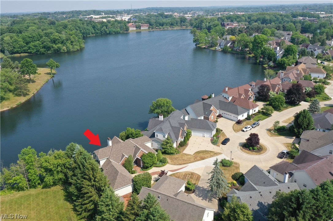 Village Crystal Lakes Condo - Residential