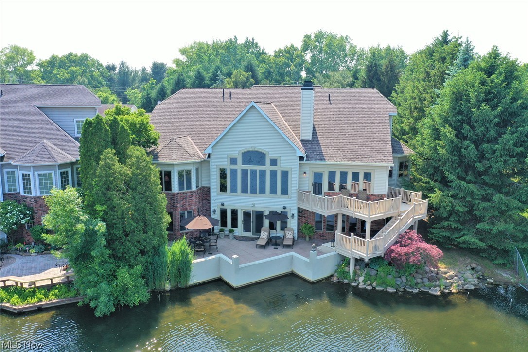 Village Crystal Lakes Condo - Residential