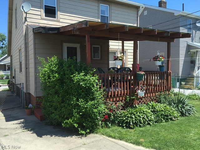 Garfield Blvd - Residential