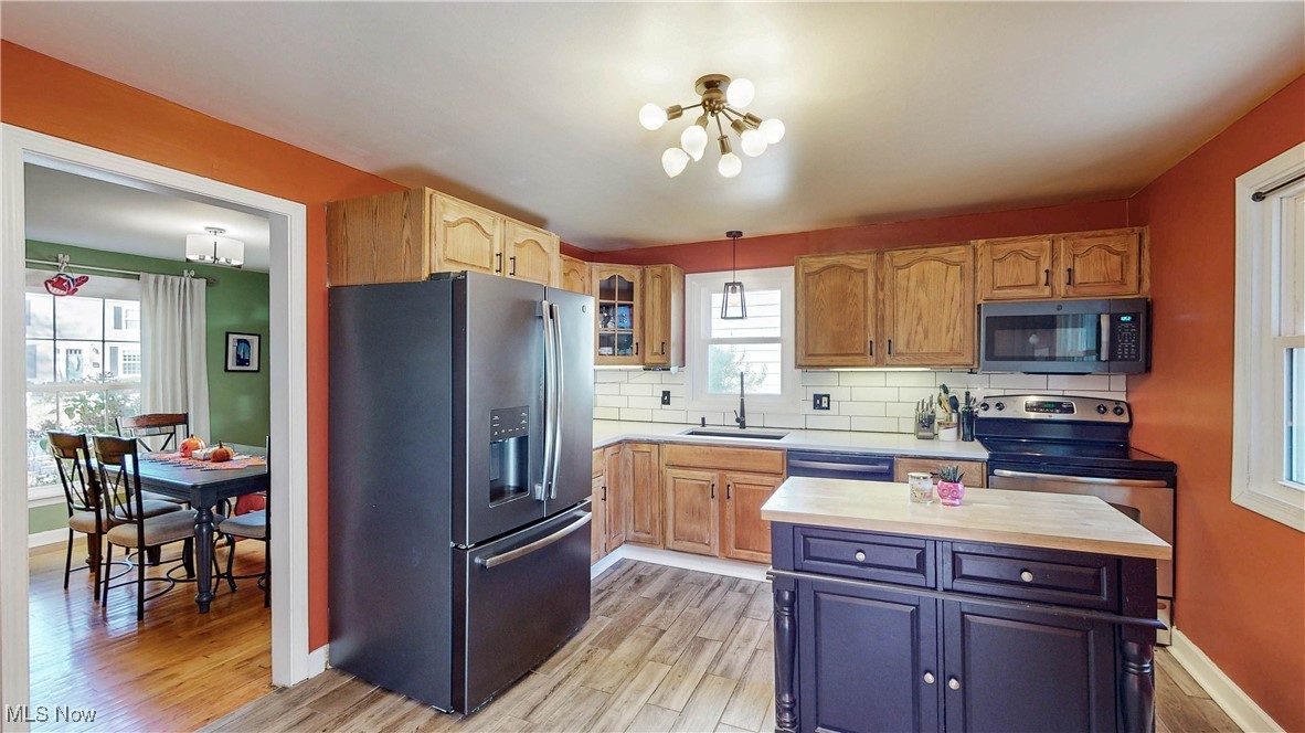 Inwood Beach 02 - Residential