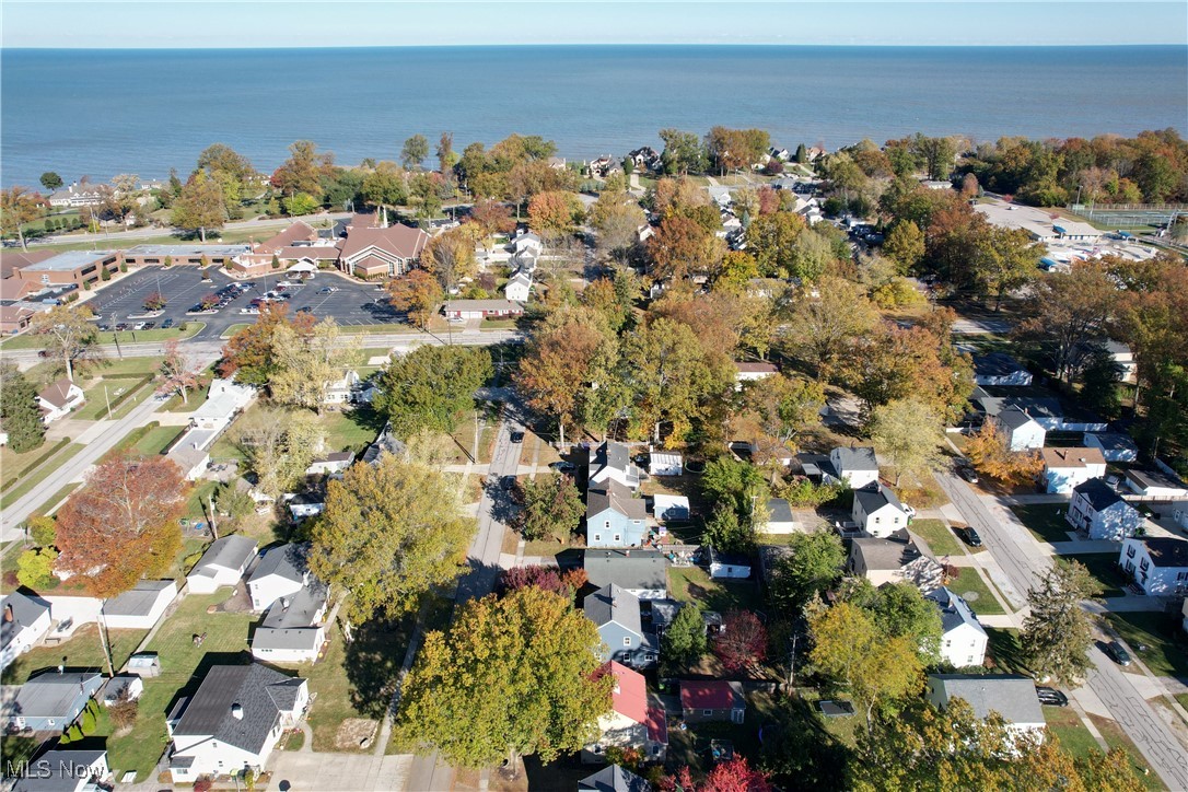 Inwood Beach 02 - Residential