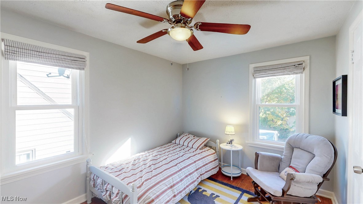 Inwood Beach 02 - Residential