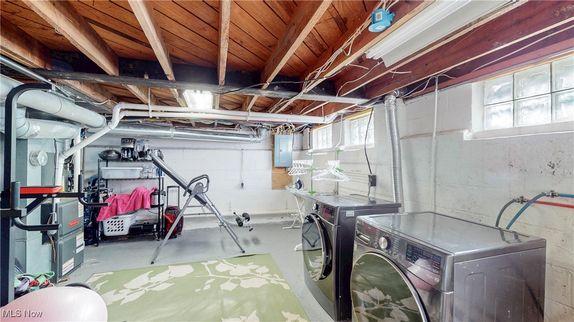 Inwood Beach 02 - Residential