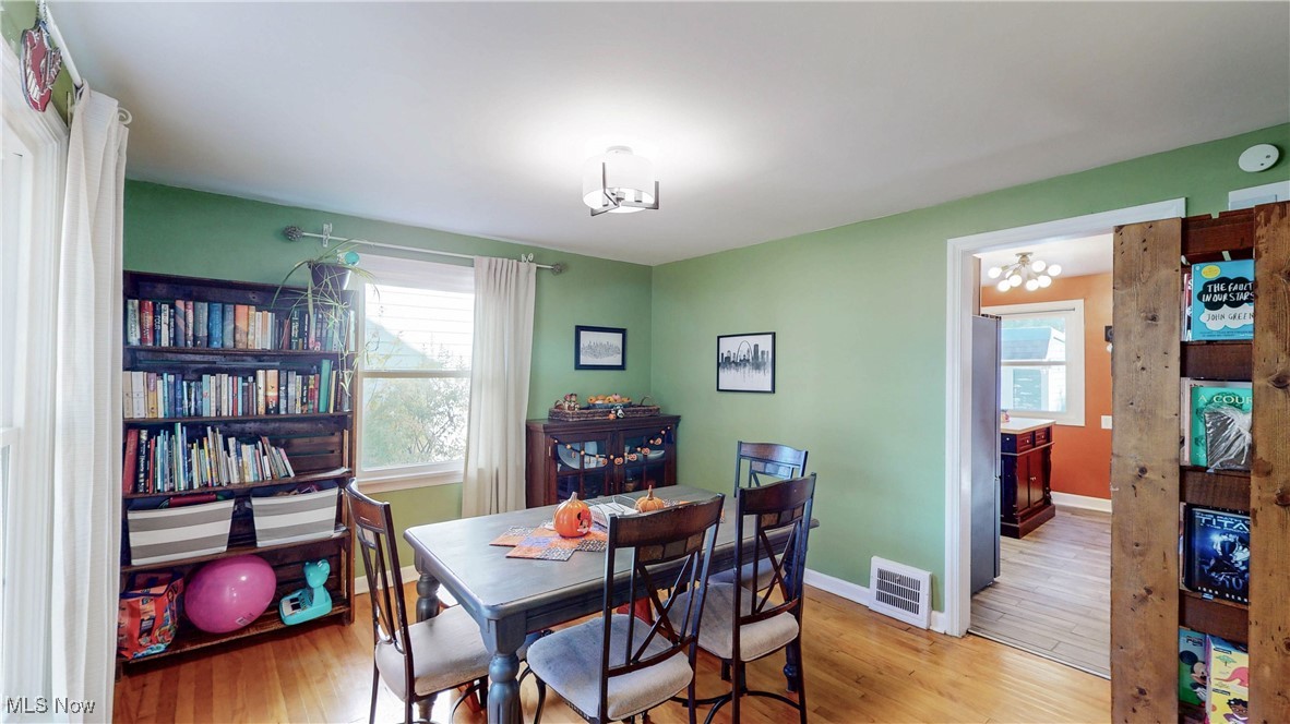 Inwood Beach 02 - Residential