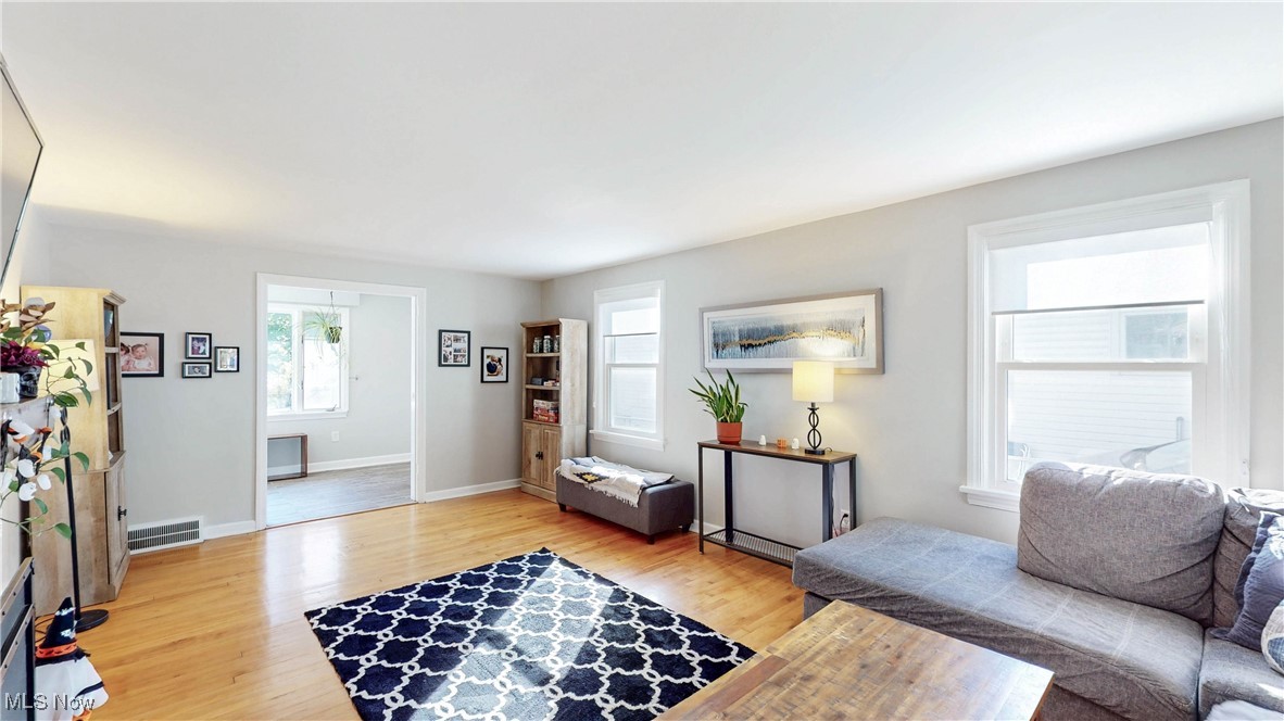 Inwood Beach 02 - Residential